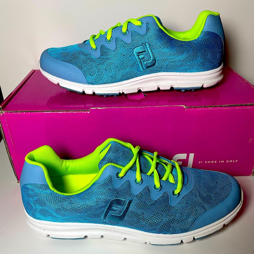 Women’s Footjoy Golf Shoes - Size 8 - Brand New!!